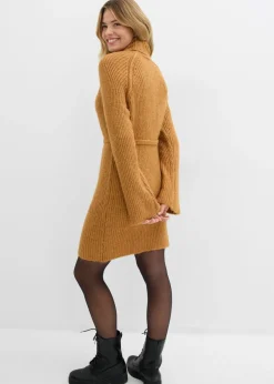 Vestido corto de punto acanalado con cuello vuelto