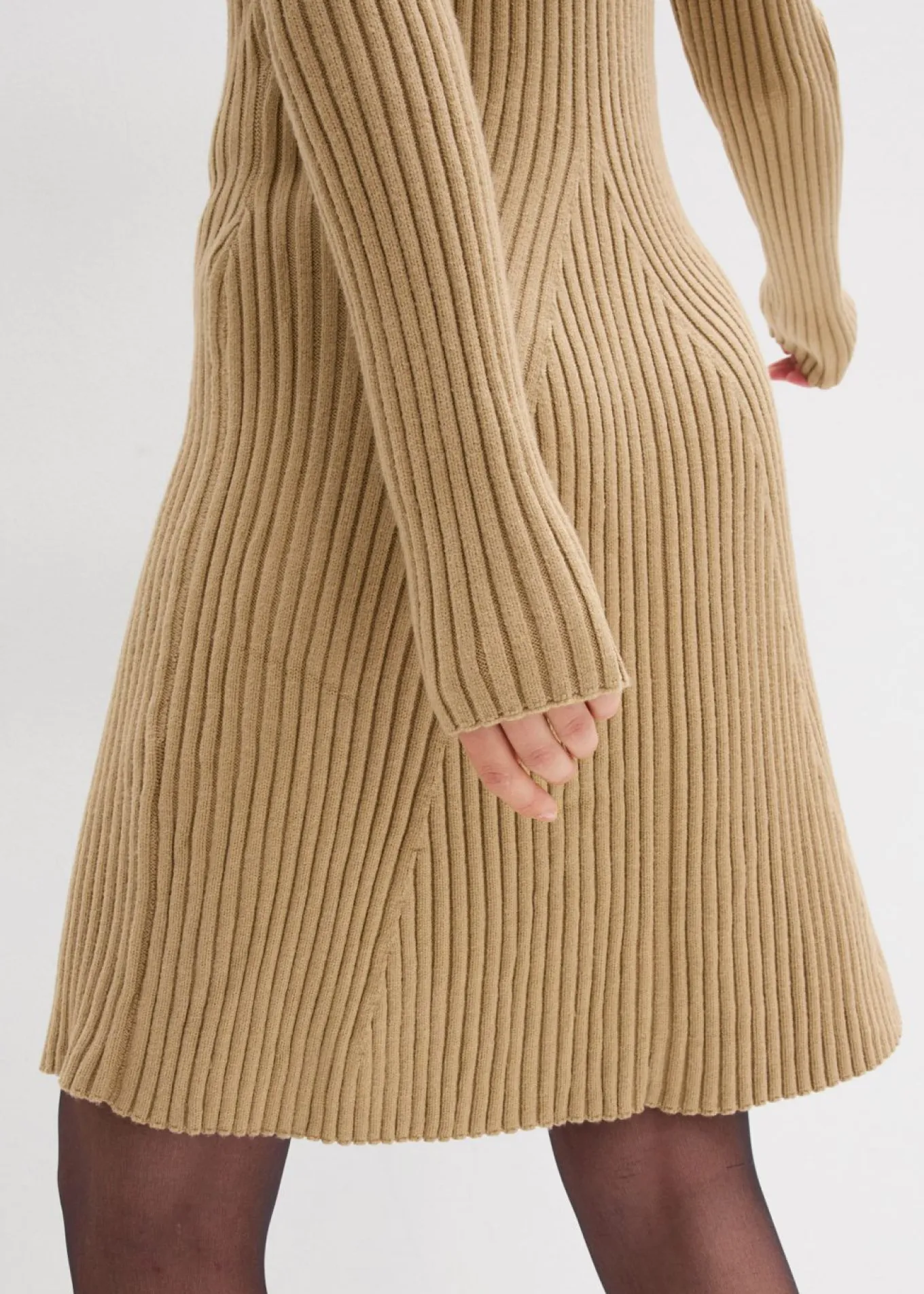 Vestido corto de punto de suave mezcla de viscosa