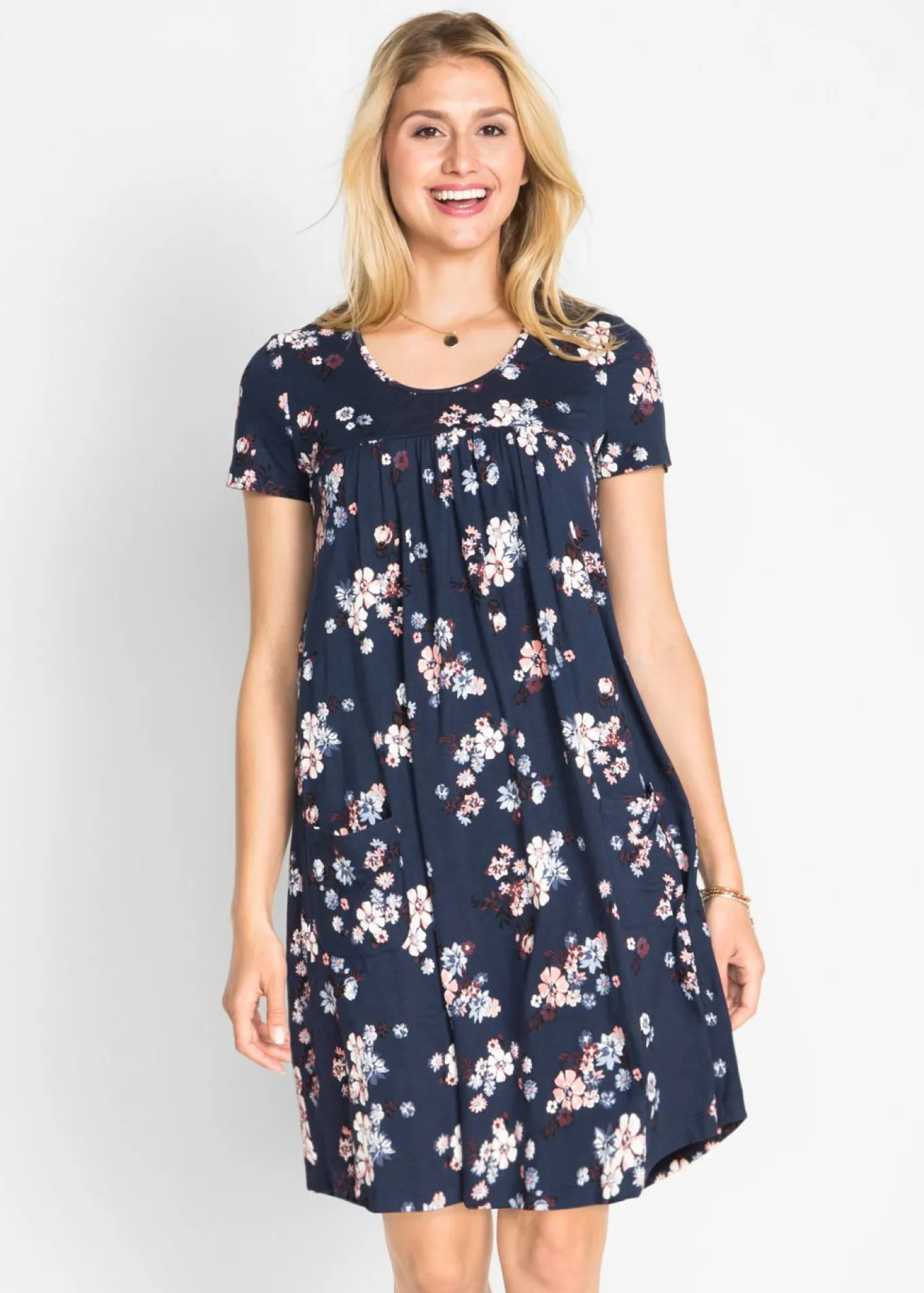 Vestido corto de punto de suave mezcla de viscosa