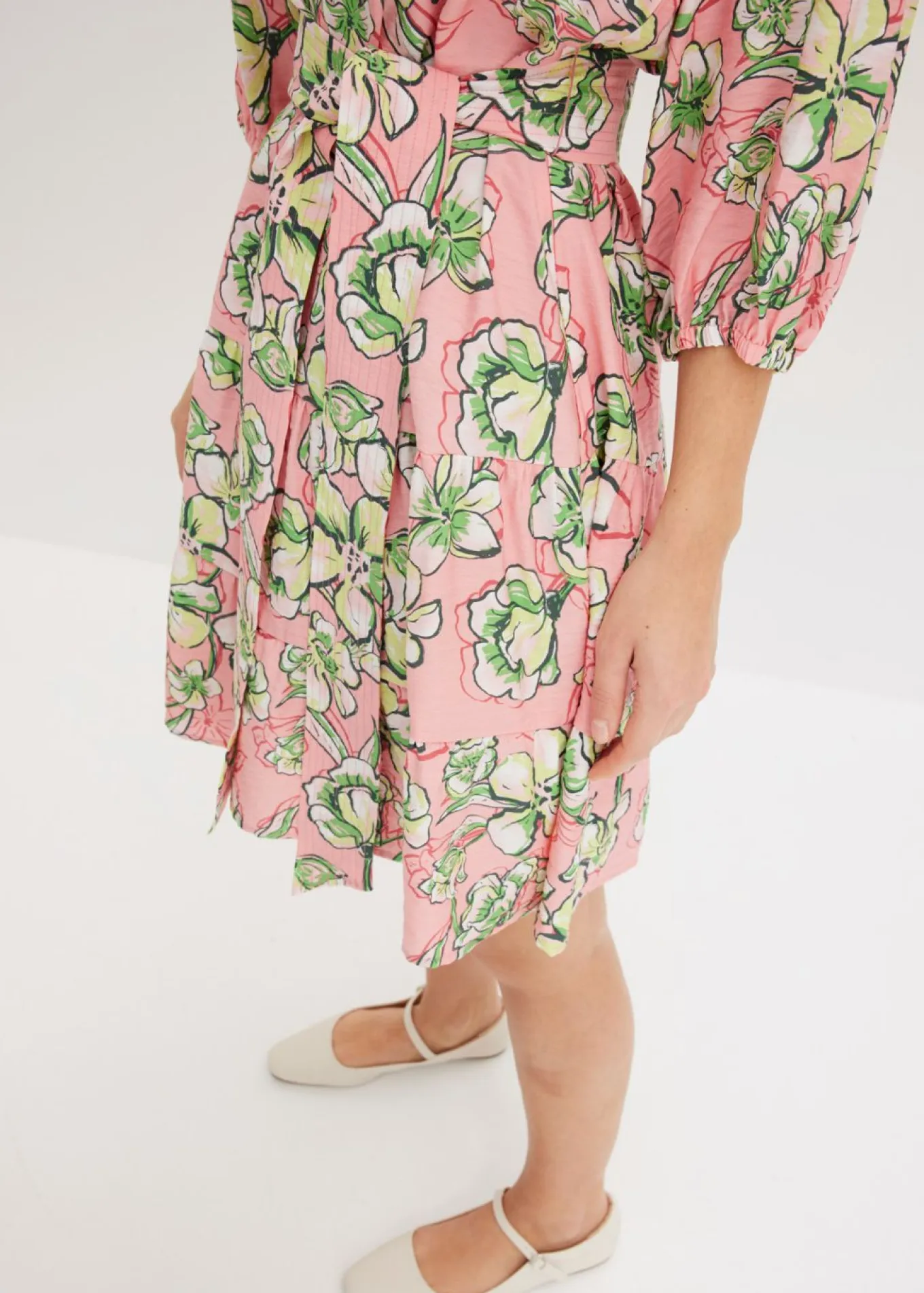 Vestido corto de suave mezcla de viscosa