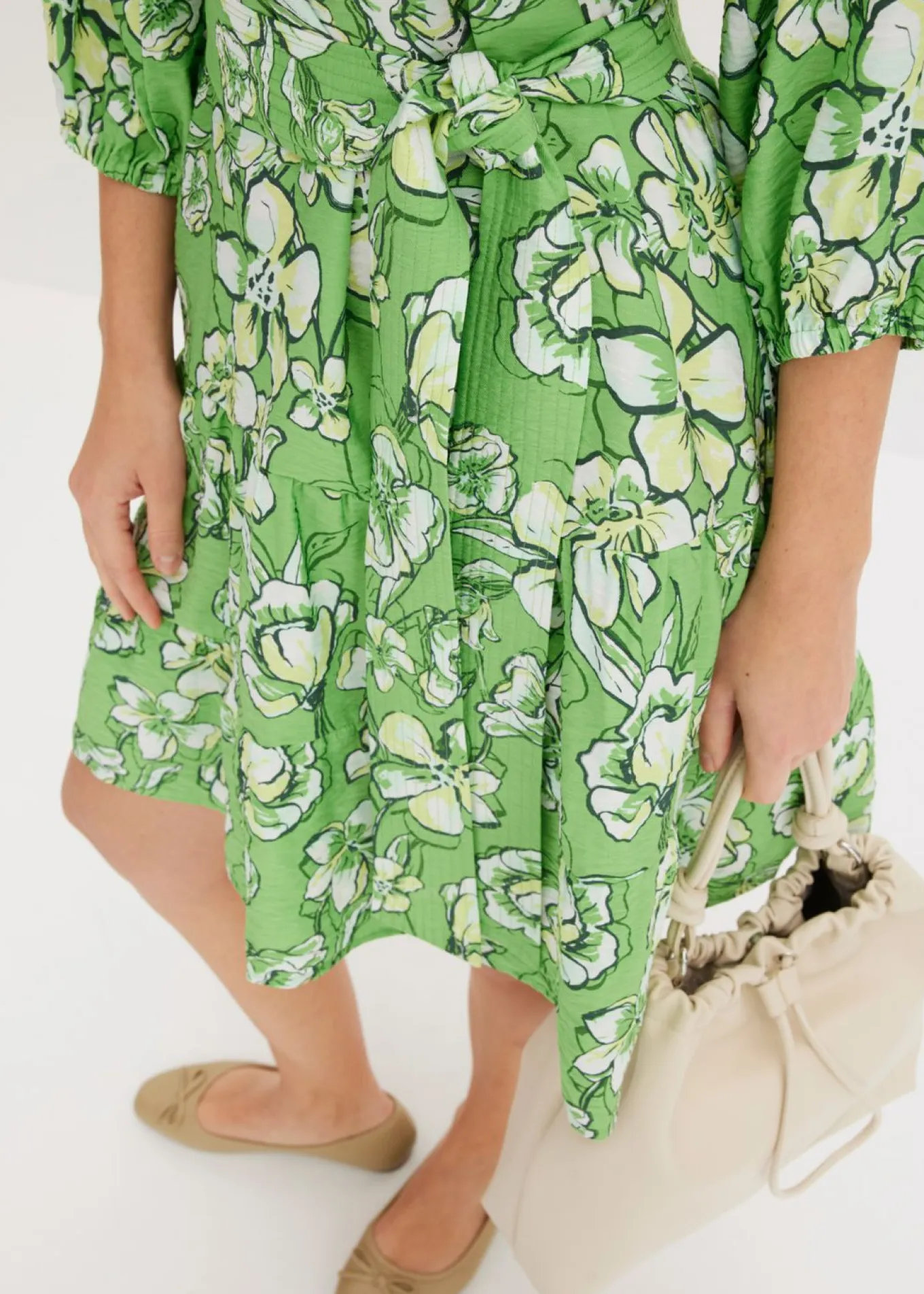 Vestido corto de suave mezcla de viscosa