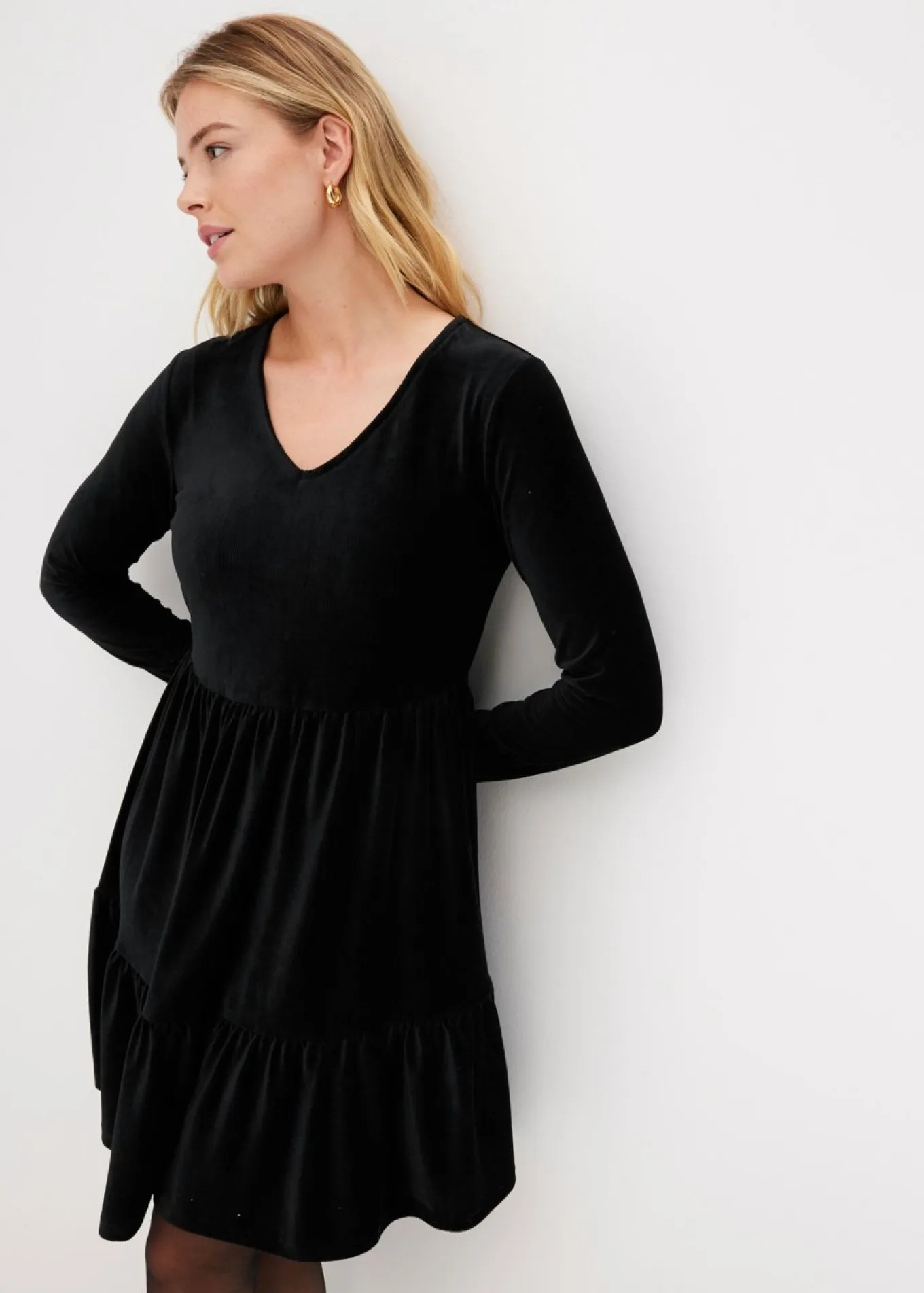 Vestido corto de terciopelo elástico