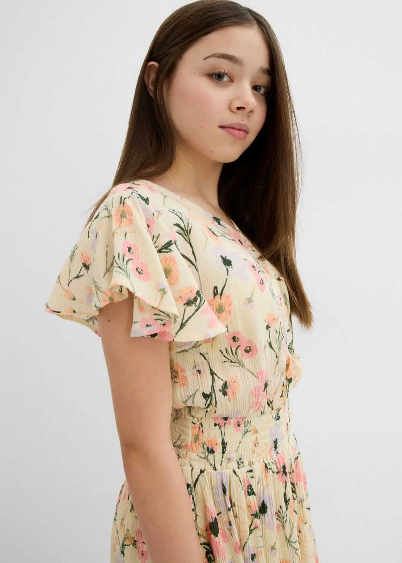 Vestido corto de viscosa fluida