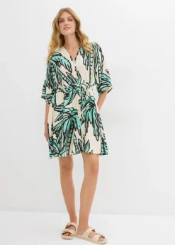 Vestido corto de viscosa fluida con mangas tipo kimono