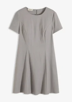 Vestido corto estilo skater