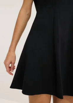 Vestido corto estilo skater