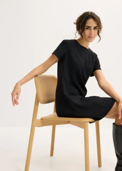 Vestido corto estilo skater