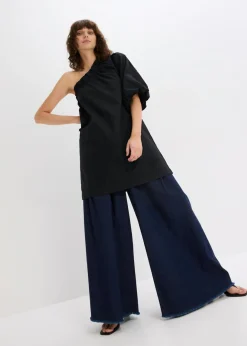 Vestido de algodón con un hombro al descubierto