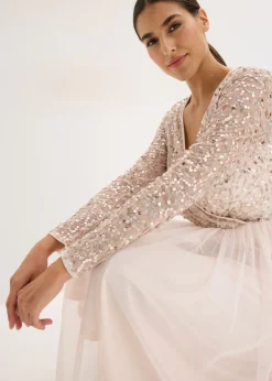 Vestido de cóctel con bordado de lentejuelas