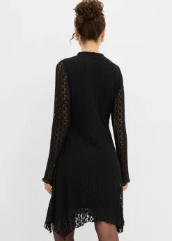 Vestido de encaje con dobladillo irregular