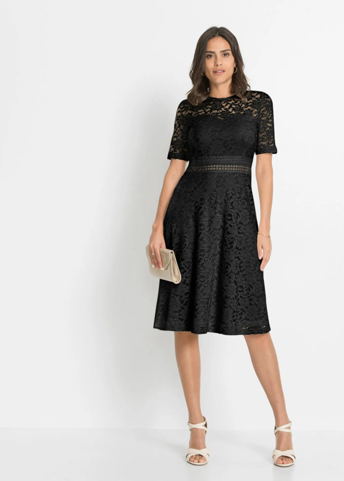 Vestido de encaje con ganchillo