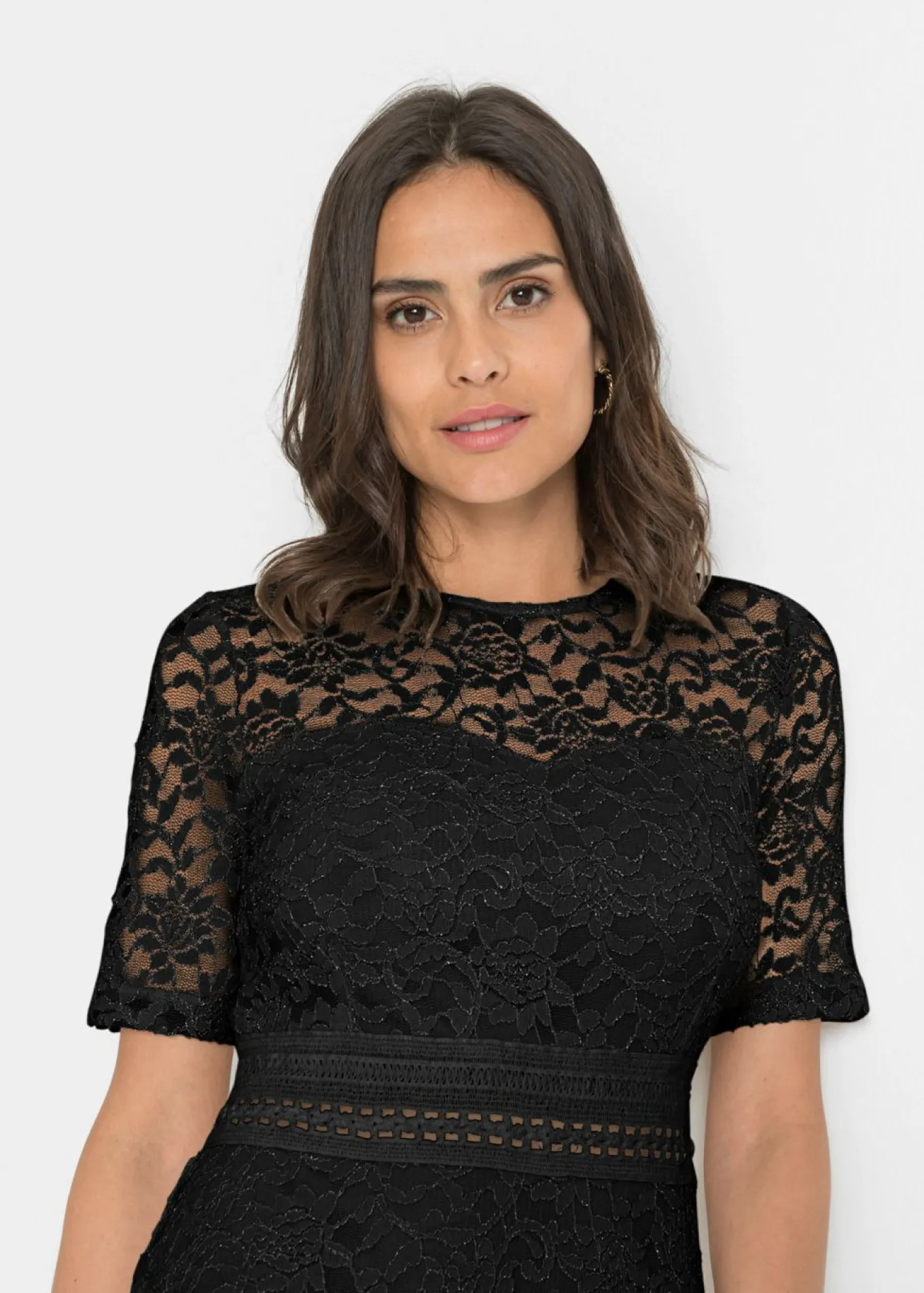 Vestido de encaje con ganchillo