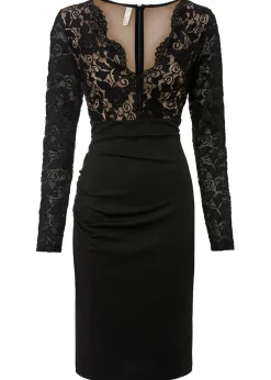 Vestido de encaje favorecedor, talla corta