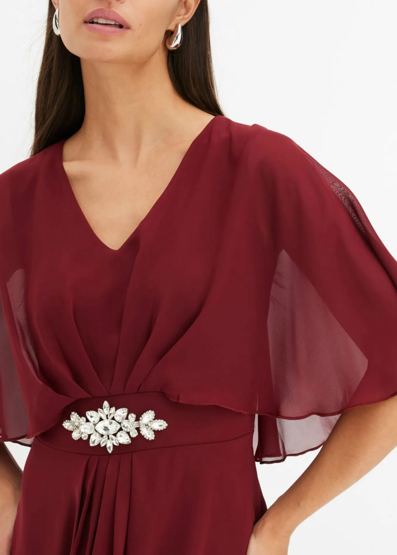 Vestido de gasa con aplicación de piedras