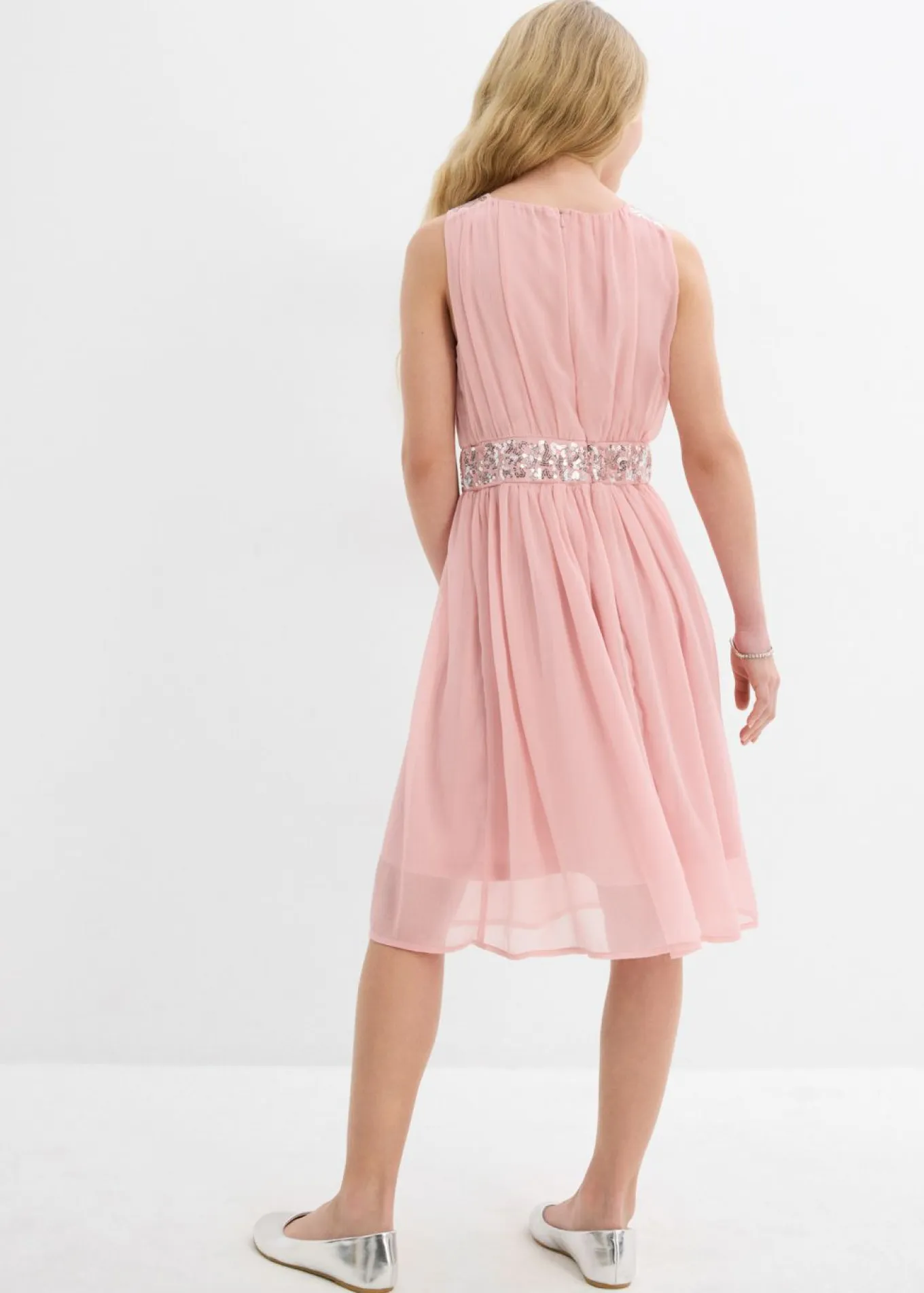 Vestido de gasa con banda de lentejuelas