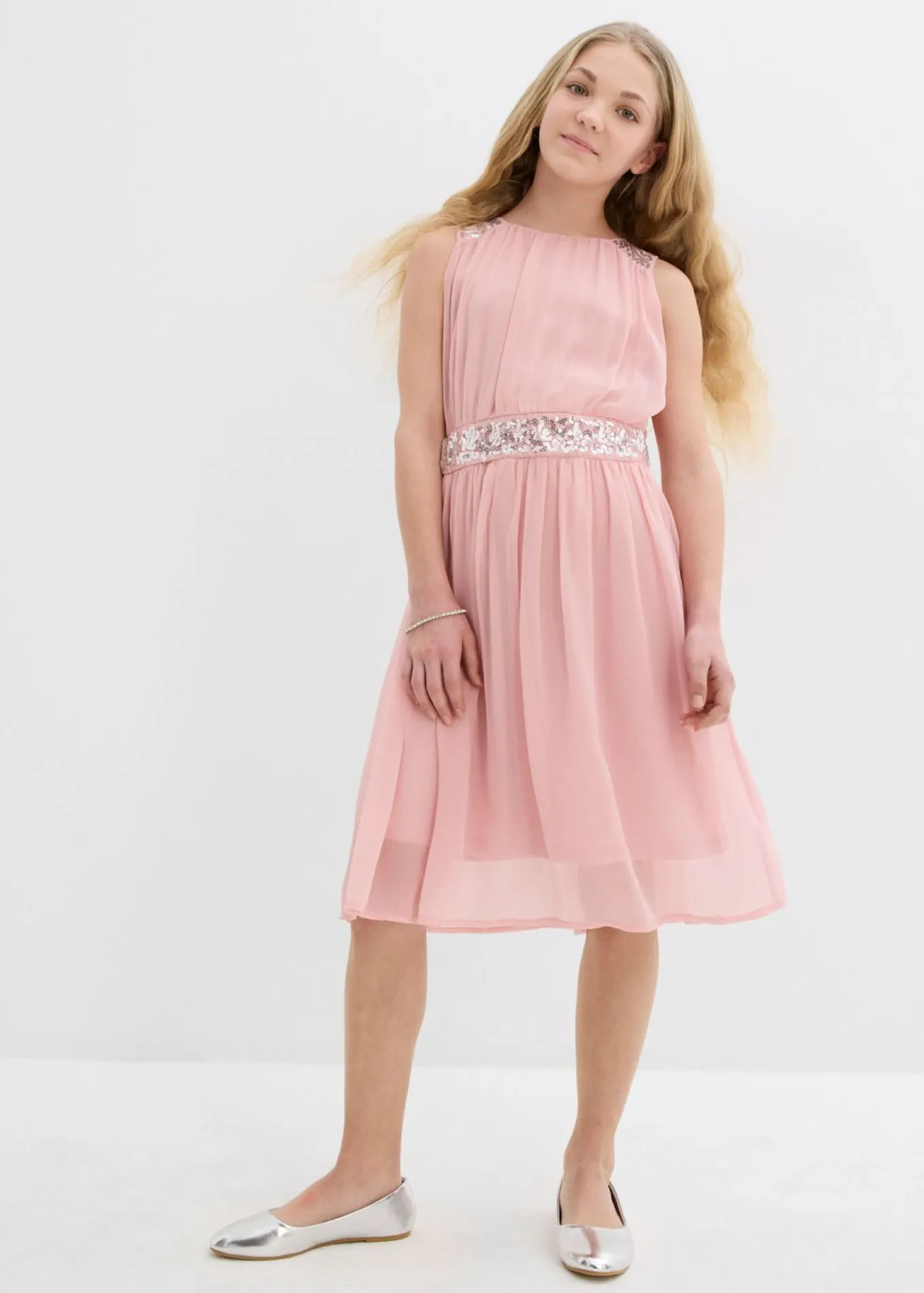Vestido de gasa con banda de lentejuelas