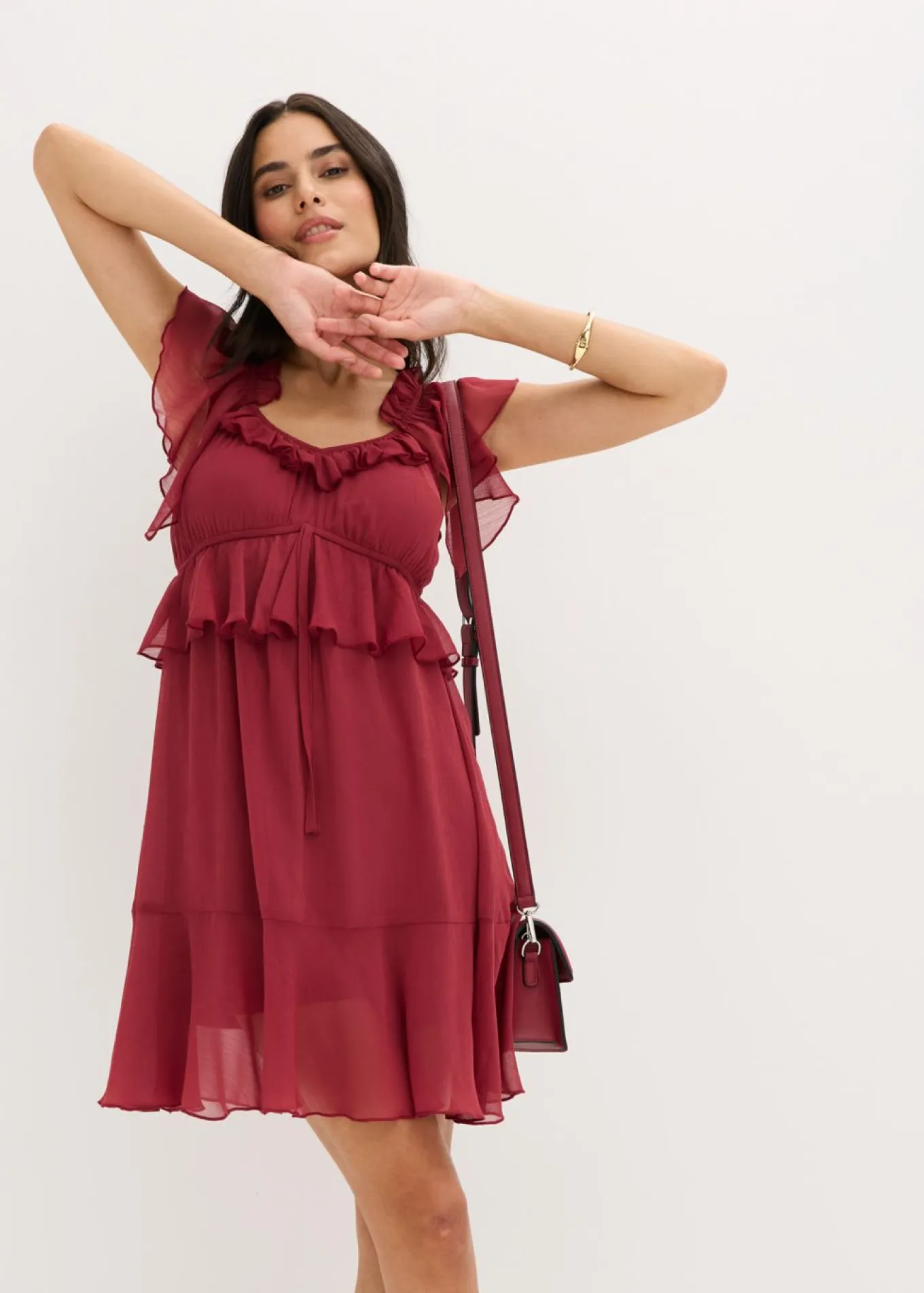 Vestido de gasa con corte en A