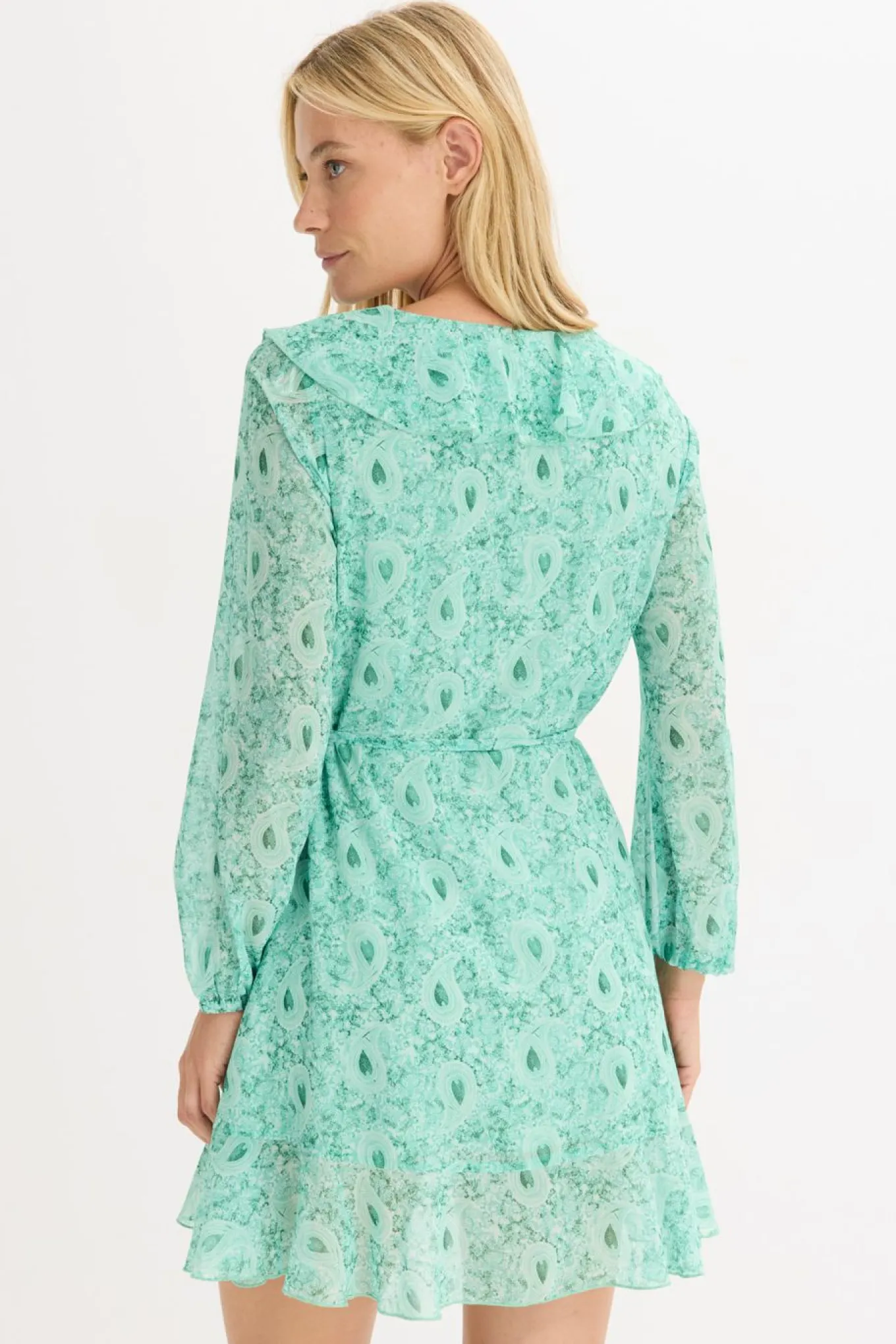 Vestido de gasa con corte en A