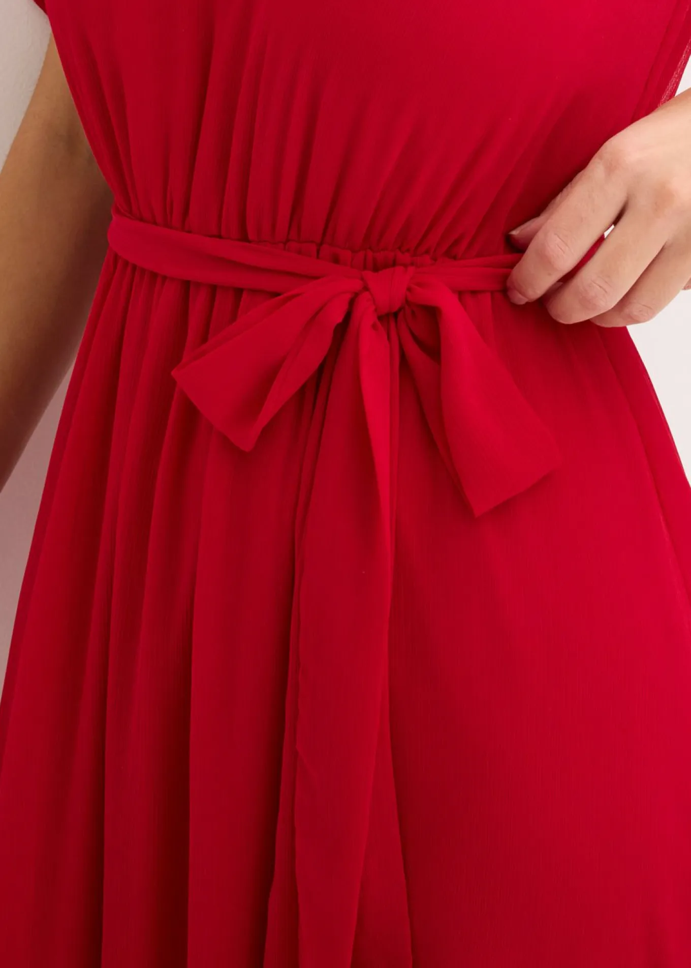 Vestido de gasa con detalles de lazo