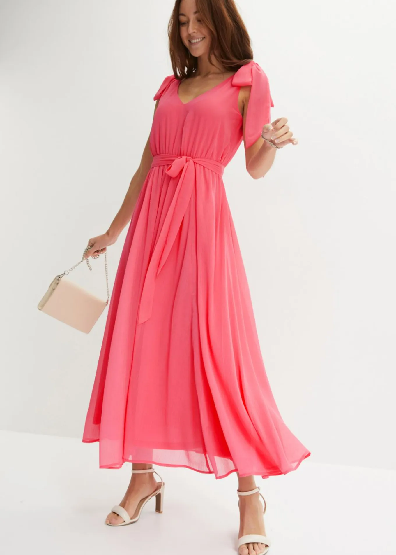 Vestido de gasa con detalles de lazo