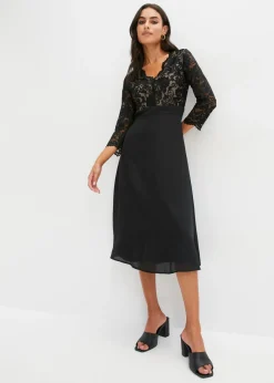 Vestido de gasa con encaje