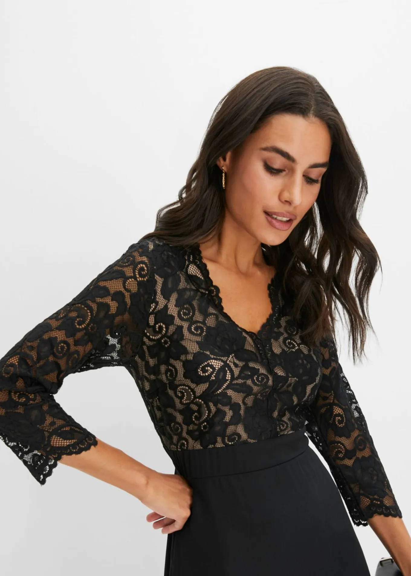Vestido de gasa con encaje