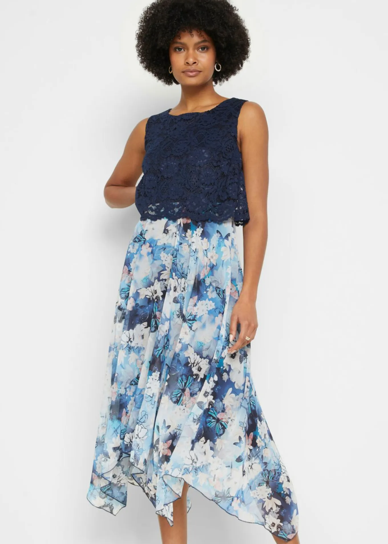 Vestido de gasa con encaje fino