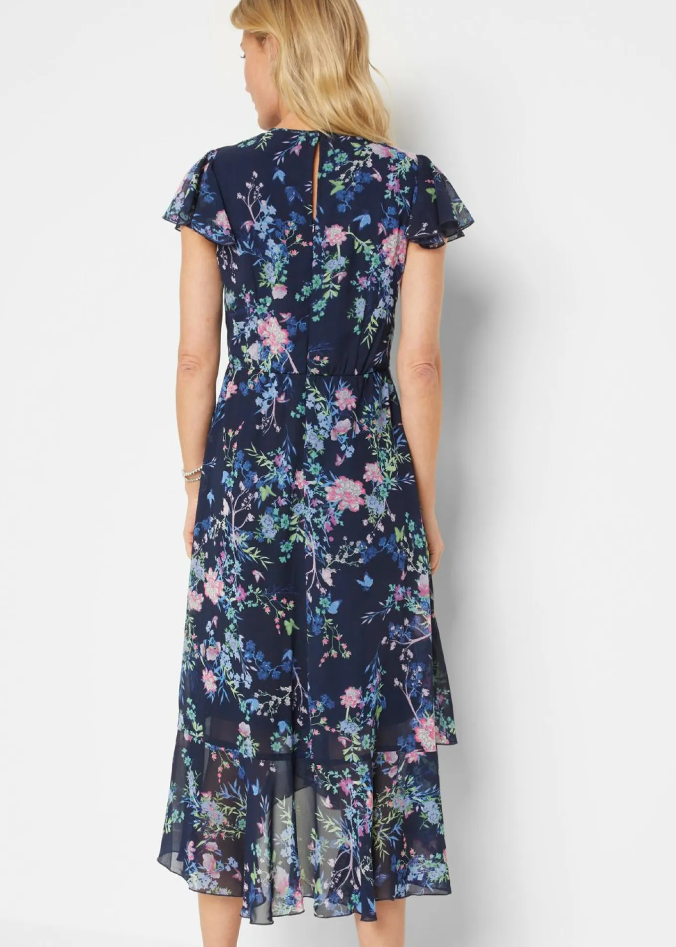 Vestido de gasa con mangas tipo murciélago