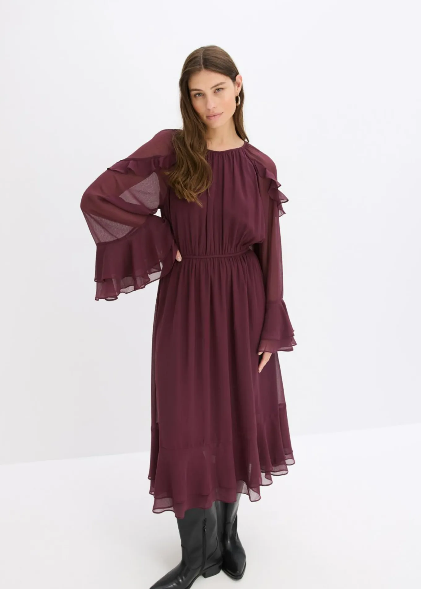 Vestido de gasa con volantes