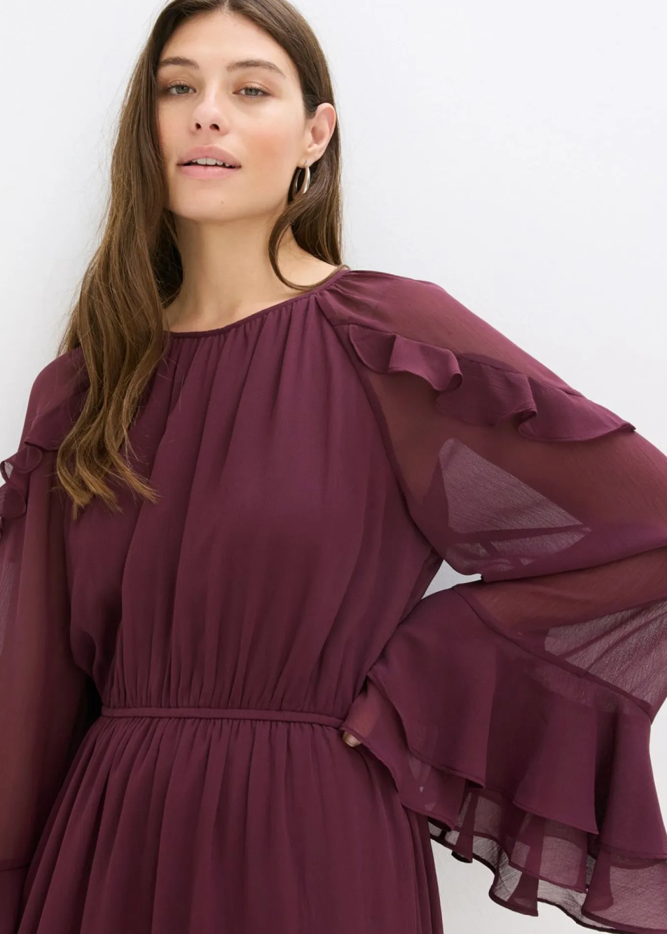 Vestido de gasa con volantes