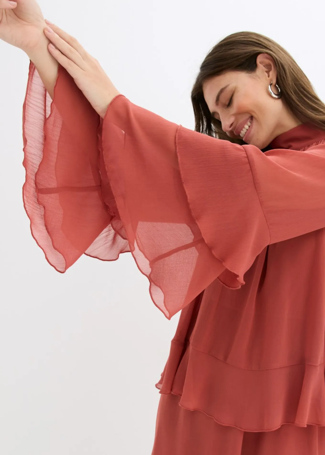 Vestido de gasa con volantes