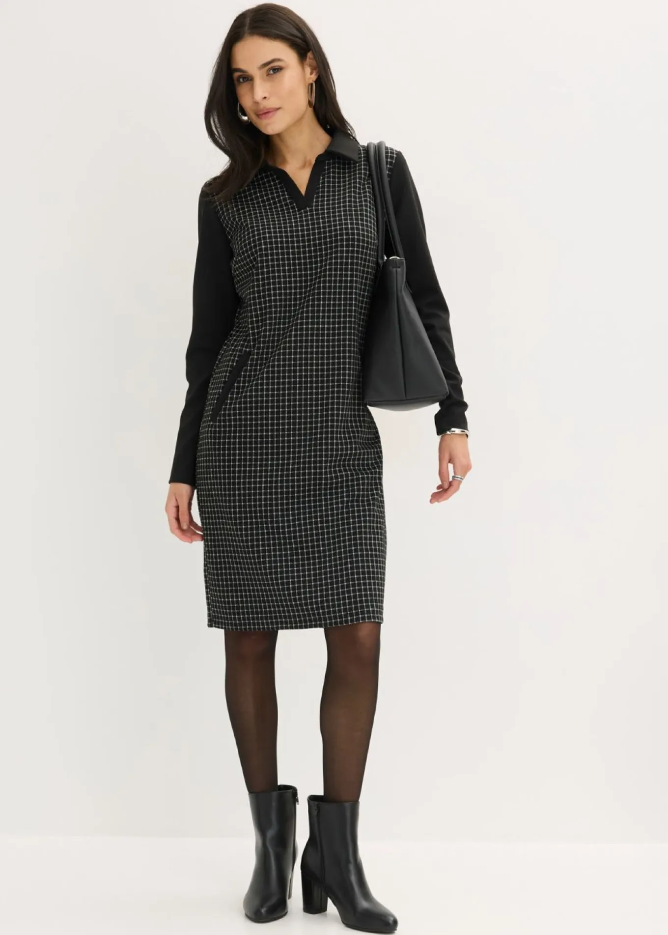 Vestido de jacquard con cuello en contraste