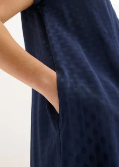 Vestido de jacquard con pinzas