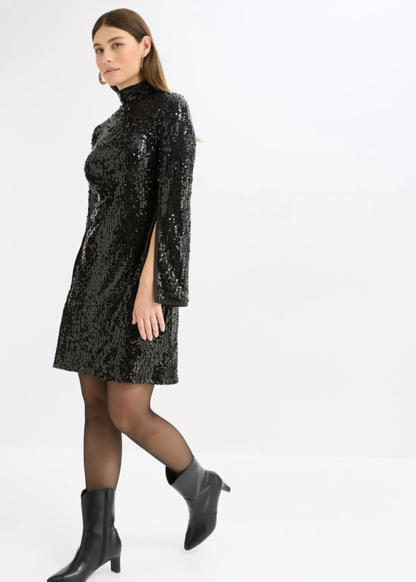 Vestido de lentejuelas con mangas de trompeta