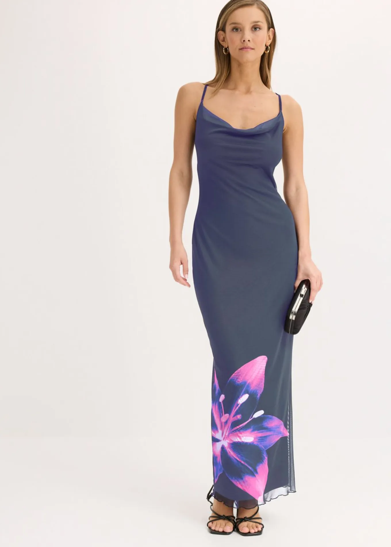 Vestido de malla fina con tirantes