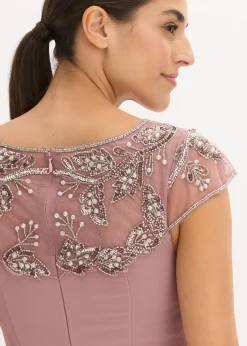 Vestido de noche con aplicación de encaje