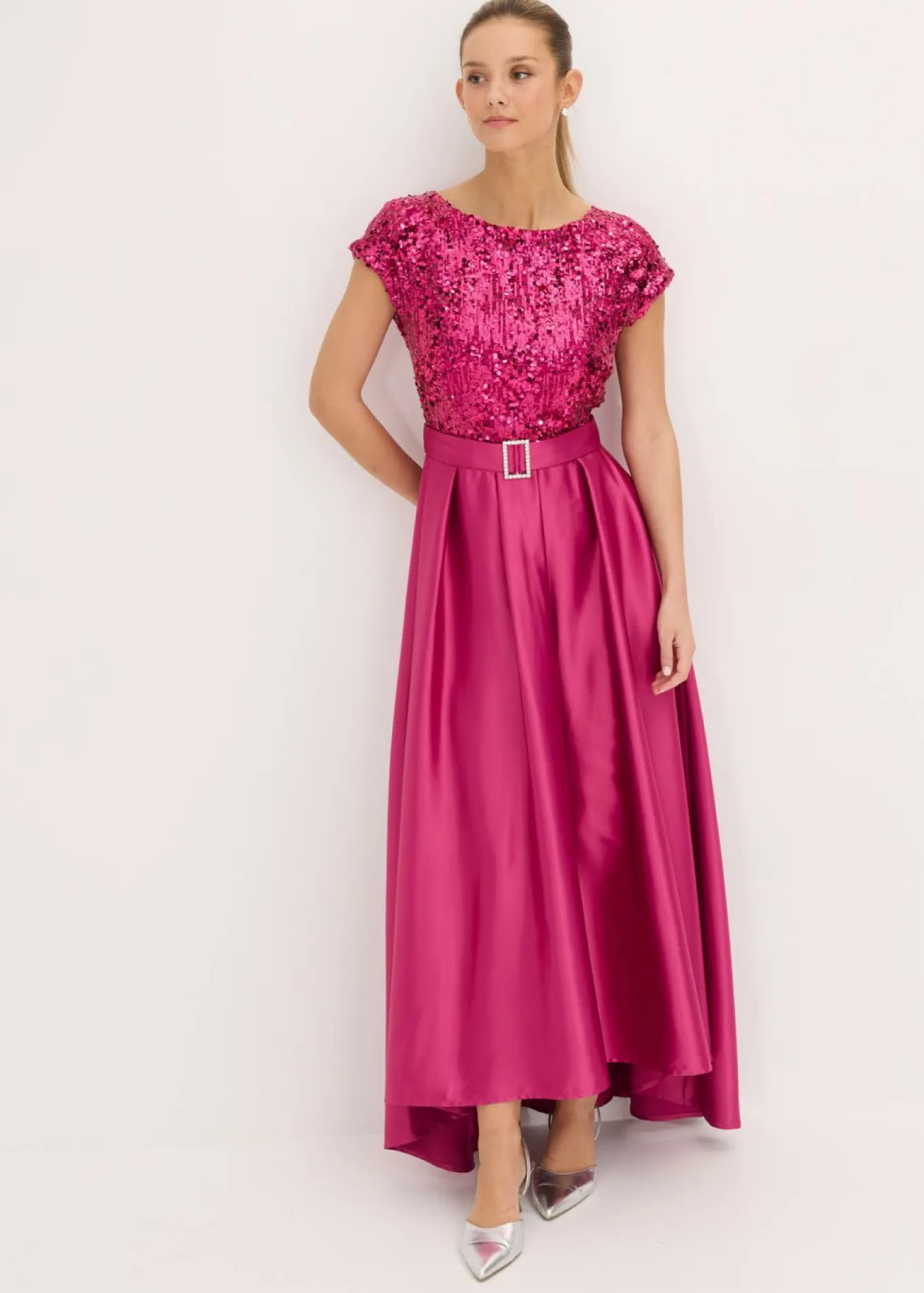 Vestido de noche de satén brillante con lentejuelas