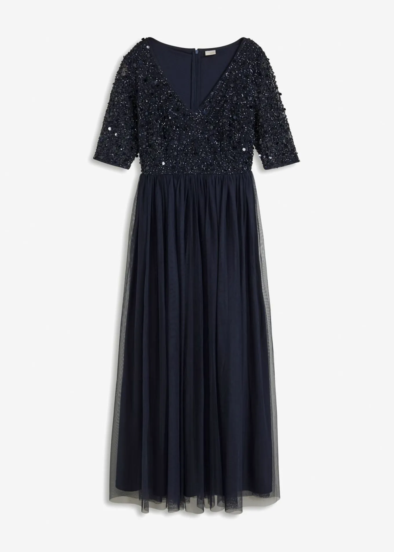 Vestido de noche de tul delicado con bordado de lentejuelas