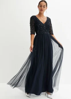 Vestido de noche de tul delicado con bordado de lentejuelas