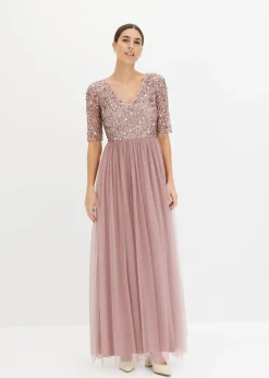 Vestido de noche de tul delicado con bordado de lentejuelas