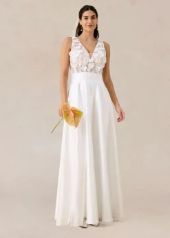 Vestido de novia de satén brillante con aplicaciones de flores