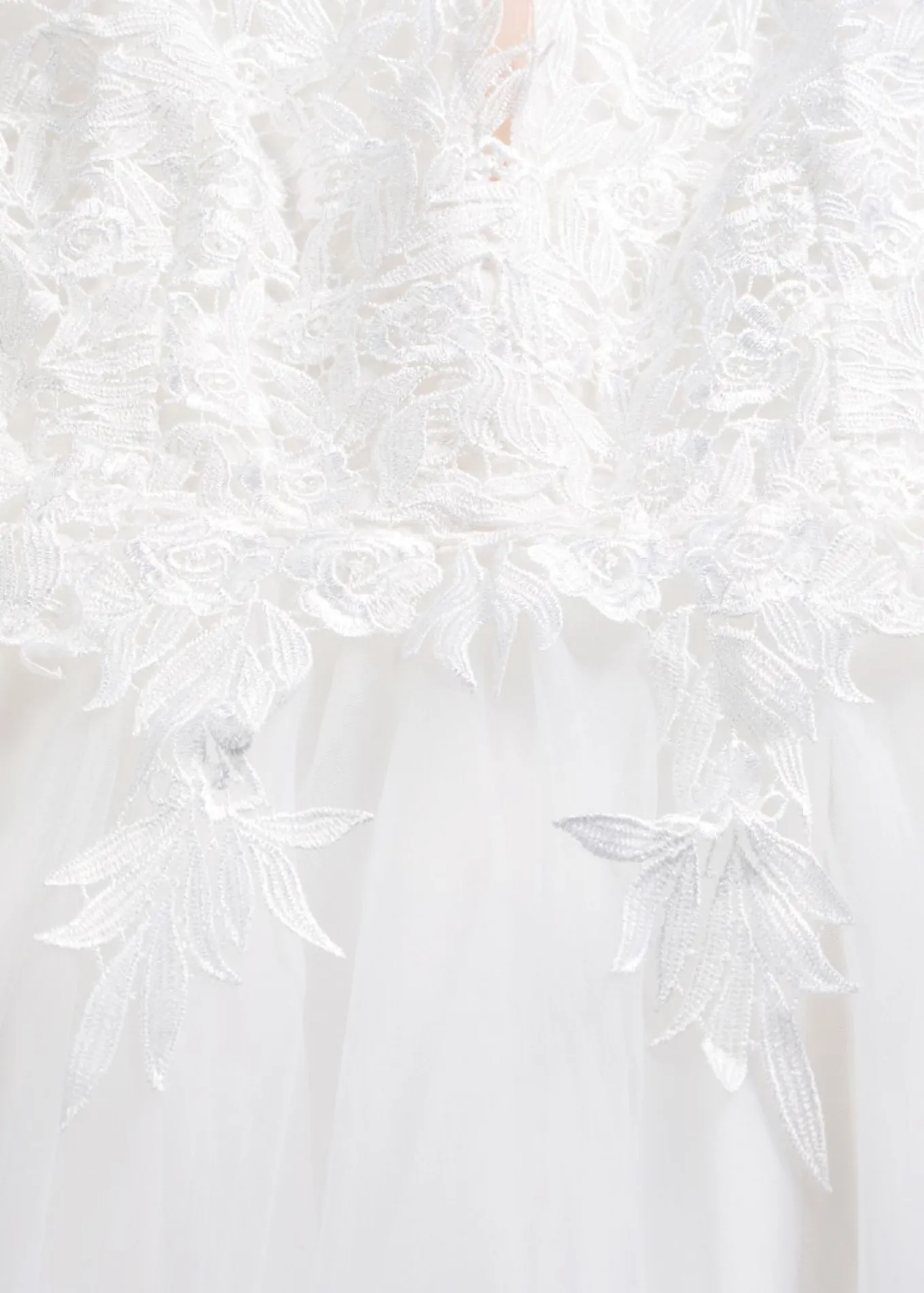 Vestido de novia de tul y encaje