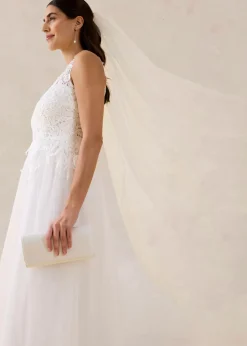 Vestido de novia de tul y encaje