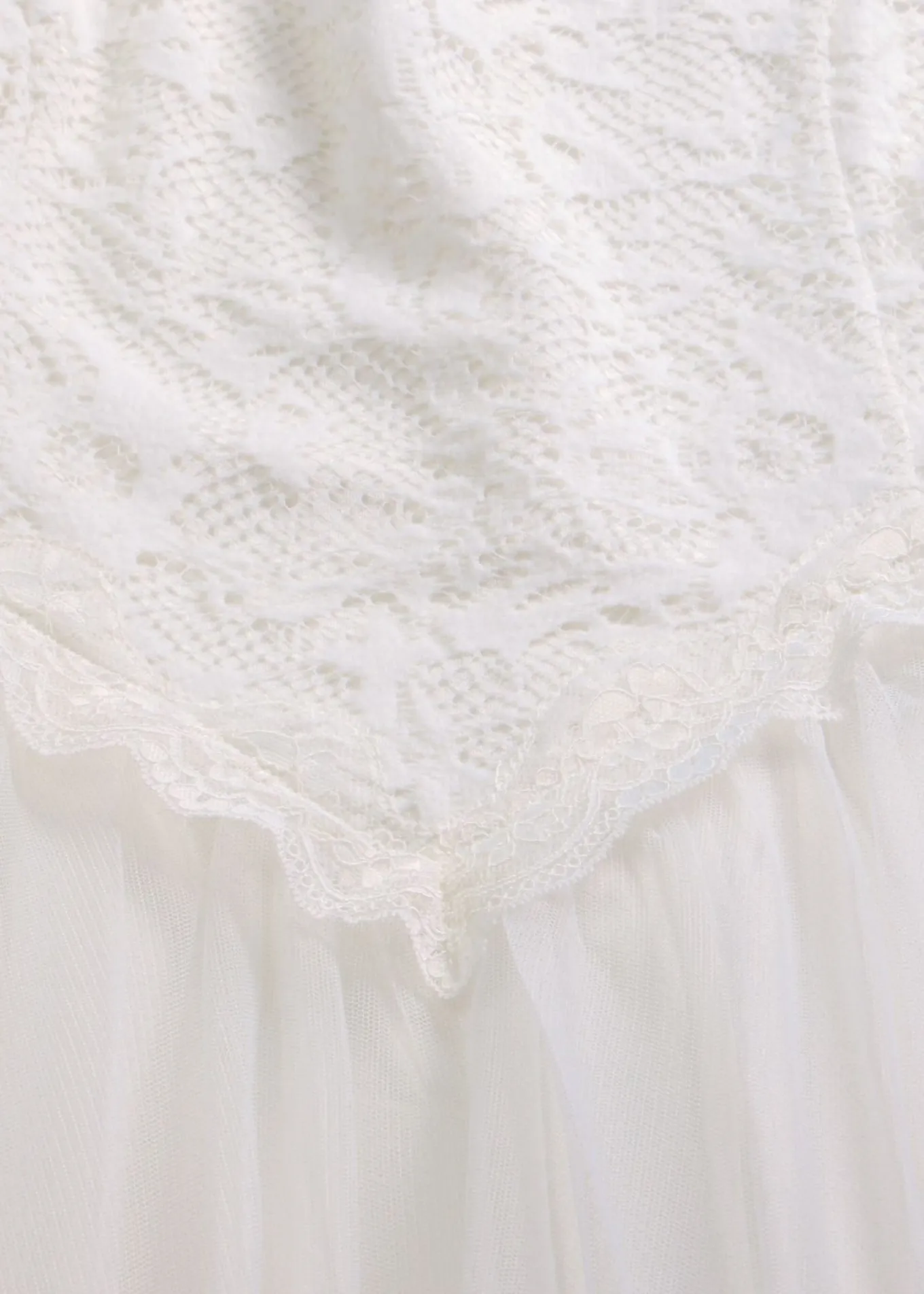 Vestido de novia de tul y encaje