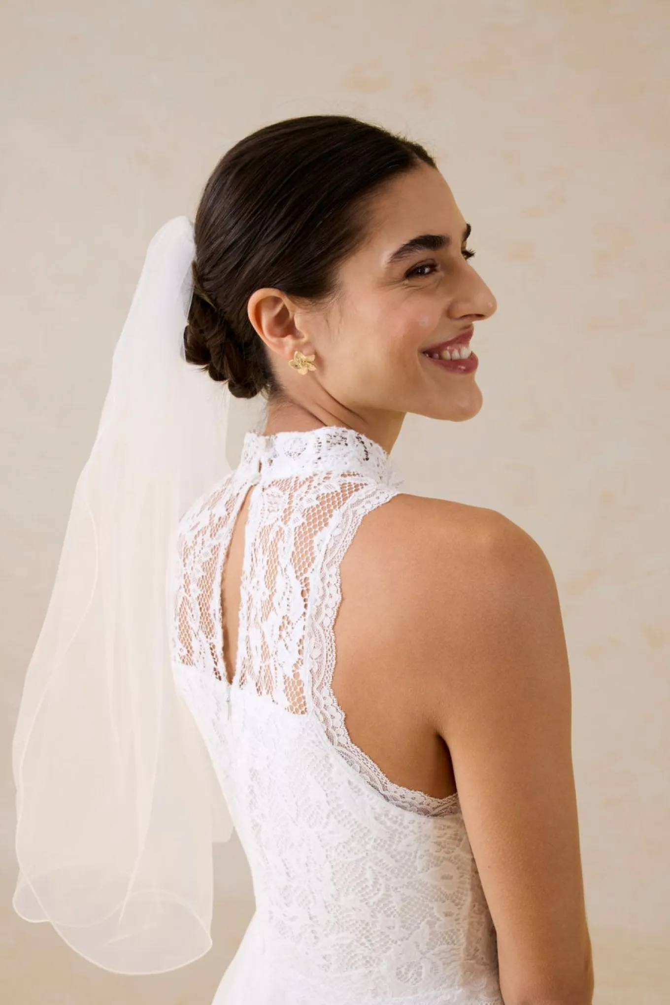 Vestido de novia de tul y encaje