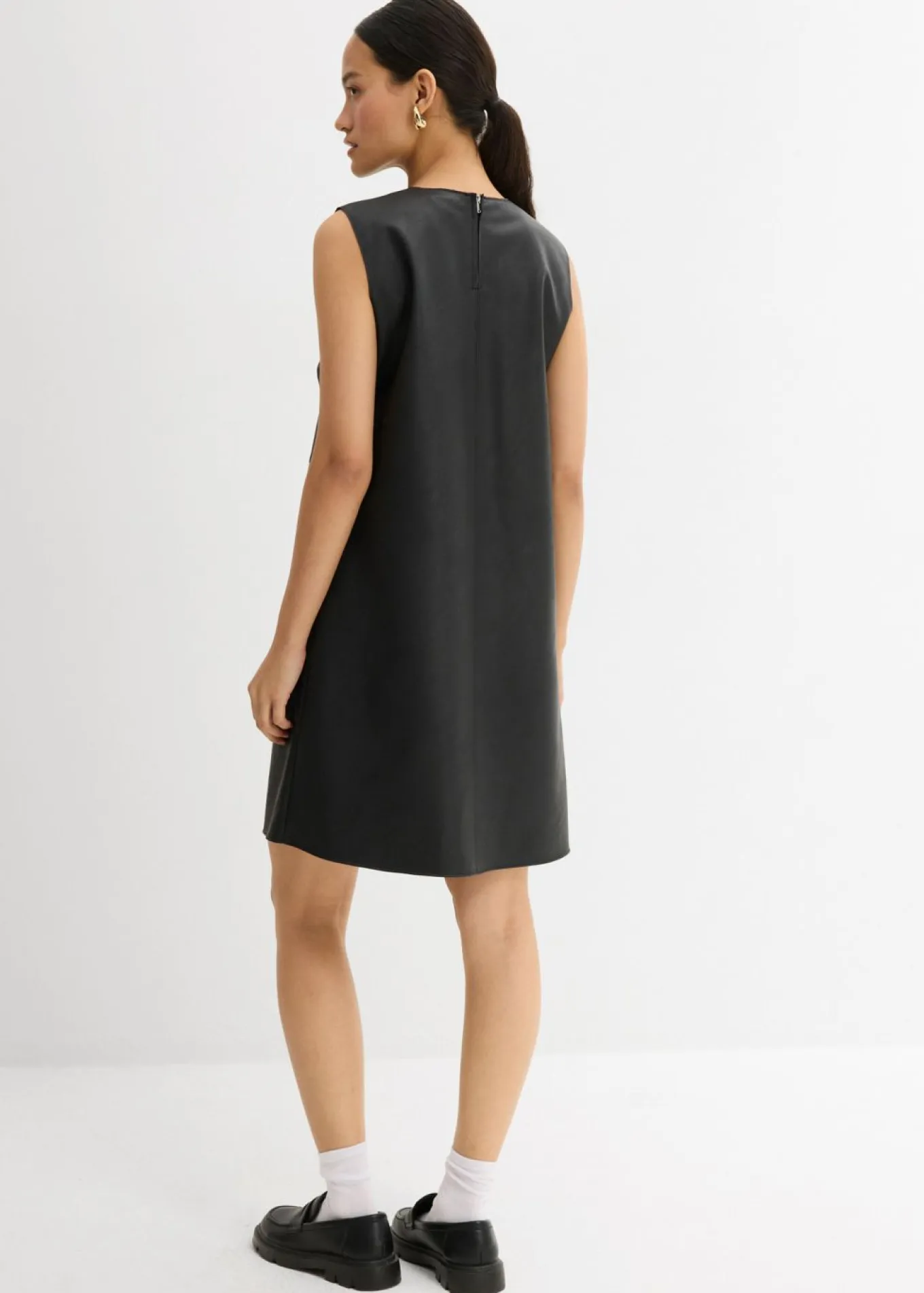 Vestido de piel sintética
