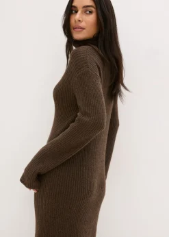 Vestido de punto acanalado con cuello vuelto
