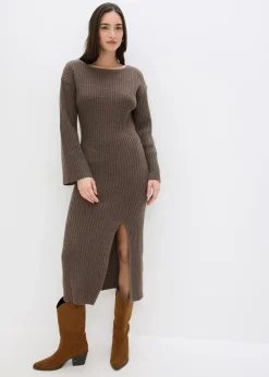 Vestido de punto con abertura