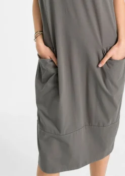 Vestido de punto con bolsillos