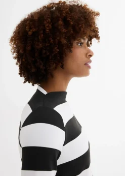 Vestido de punto con cuello alto